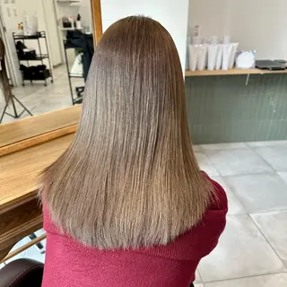 セミロング ブリーチなし/レイヤ ー特化🌈Tommyのヘアスタイル