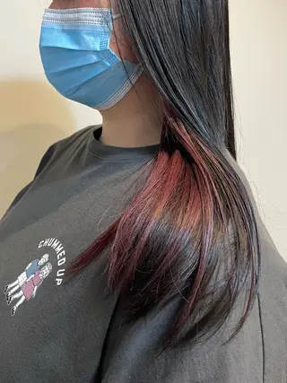 カラー 手塚 由佳のヘアスタイル