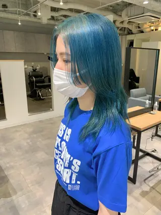 セミロング カラー 桃果 momokaのヘアスタイル