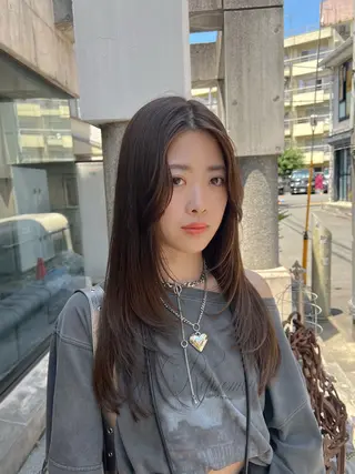 ロング カラー ヘアアレンジ 透明感/艶髪矯正 🪐takushiのヘアスタイル