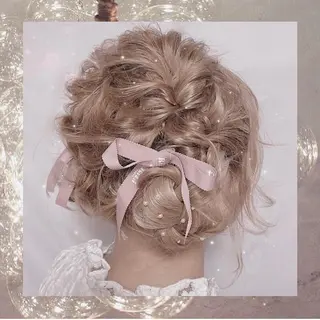 ロング ヘアアレンジ ハイトーン/ピンク 💗モモ໒꒱のヘアスタイル