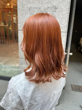 ミディアム カラー ノイシキ サキのヘアスタイル