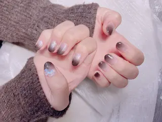 ネイル KARI ネイルサロンのネイルデザイン