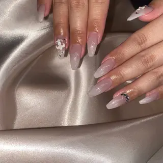 ネイル la vie  Luire所属・la vie Luire ｱｽｶのネイルデザイン