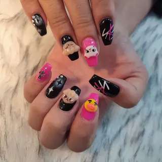 ネイル RUNWAY 　　の眉毛・アイブロウイメージ