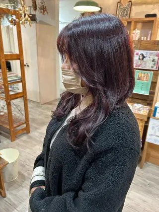 ロング カラー 佐藤 美咲のヘアスタイル