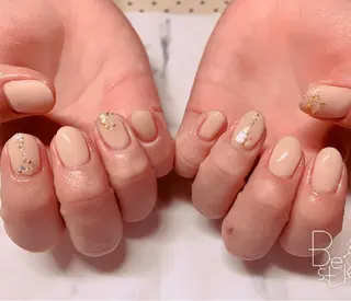 ネイル 菅野 愛花のネイルデザイン