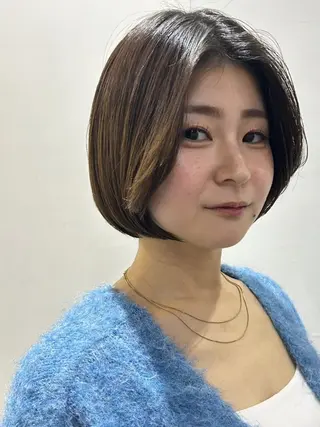 ショート 🐝 朝ラク・扱いや すいボブ／専門🐝のヘアスタイル