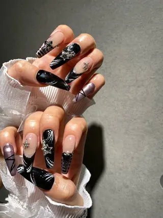 ネイル I-nailロング /ワンホン/キラキラのネイルデザイン