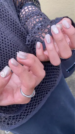 ネイル nailsalon　hue所属・小山 羽奈のネイルデザイン