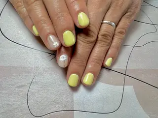 ネイル nail room clear. パラジェル所属・sode shioriのネイルデザイン