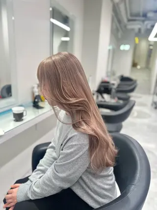 セミロング カラー ❄最強かわいいカラー ❄️MINA❄️のヘアスタイル