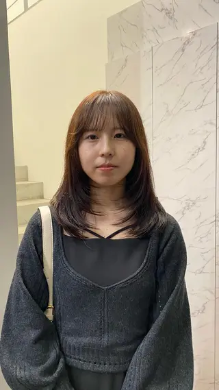 セミロング マツザキ マナトのヘアスタイル