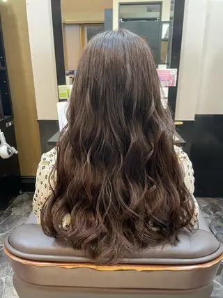 ロング 中尾 唯音名のヘアスタイル