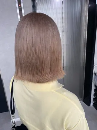 ミディアム 梅田ハイトーン 🎀Rumina🎀のヘアスタイル