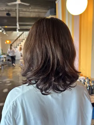 ミディアム shiho/レイヤー /透明感カラーのヘアスタイル