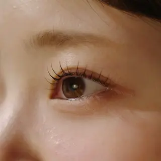 マツエク・マツパ 安藤 結花のヘアスタイル