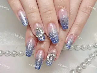 ネイル Moming 🌷のネイルデザイン