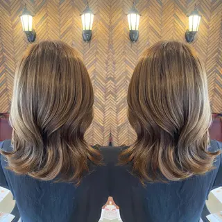 セミロング カラー tocca 💜石田愛結💜のヘアスタイル