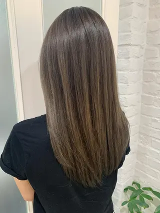 ロング 米津 優花のヘアスタイル