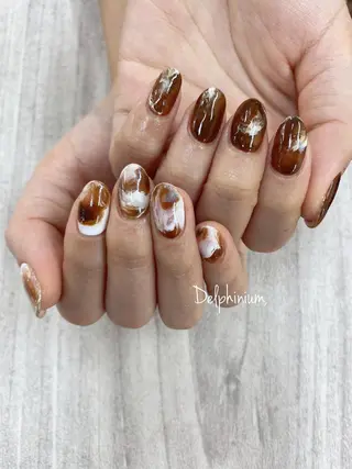 ネイル 岡本 友恵のネイルデザイン