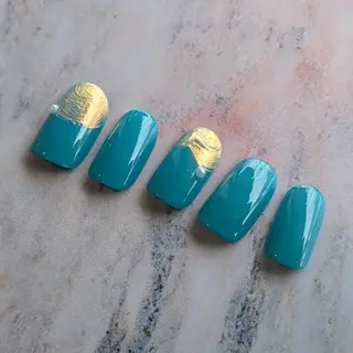 ネイル 6RokuHair（ロクヘアー)所属・門川 茉奈美のネイルデザイン