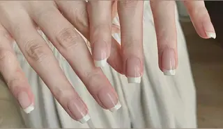 ネイル Kaka_ パラジェル、長さだしのネイルデザイン