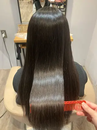 野村 ゆいのヘアスタイル