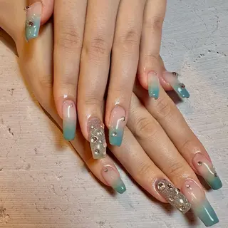 ネイル ピンキー 池田公園店のネイルデザイン