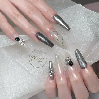 ネイル Maggie Nail🦩のネイルデザイン