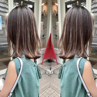 ミディアム 山本 茉希のヘアスタイル