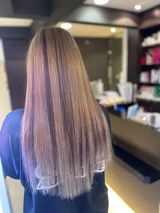 ロング 山口 万綾のヘアスタイル