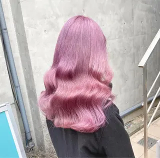 ロング カラー パーマ ヘアアレンジ メンズ キッズ ネイル マツエク・マツパ アイブロウ ハイトーン/ピンク 💗モモ໒꒱のヘアスタイル