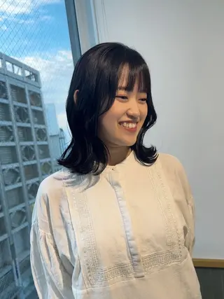 ミディアム カラー ブリーチなし/レイヤ ー特化🌈Tommyのヘアスタイル