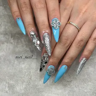 ネイル est nail所属・永山 芽生子のネイルデザイン