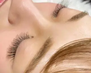 マツエク・マツパ 横田 彩の眉毛・アイブロウイメージ