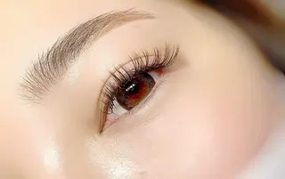 マツエク・マツパ lush&blow JIJI所属・lush&blow JIJIのエステ・リラクイメージ