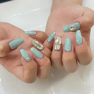 ネイル Elegancia. Hiromiのネイルデザイン