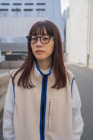 セミロング さの あやねのヘアスタイル