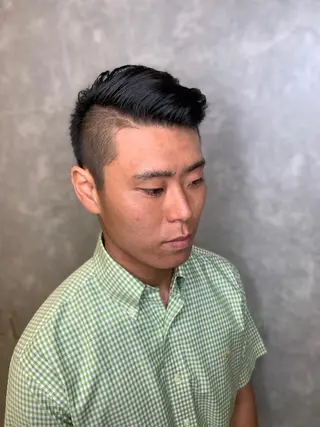 メンズ 吹田 駿 髪質改善縮毛矯正のヘアスタイル