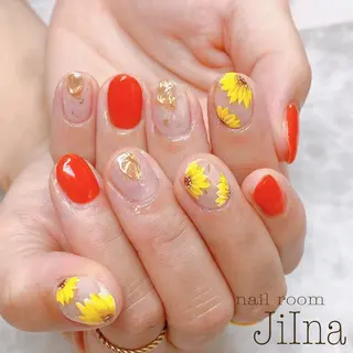 ネイル JiIna nailのネイルデザイン