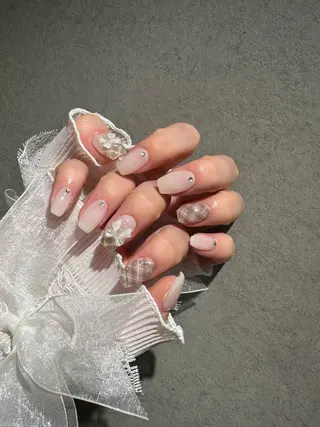 ネイル I-nailロング /ワンホン/キラキラのネイルデザイン