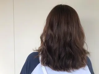 ミディアム カラー Angelica／ WAKOのヘアスタイル