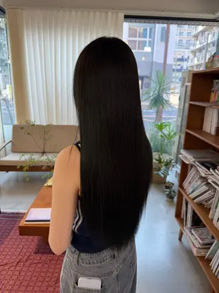 ロング カラー 北本 万実のヘアスタイル