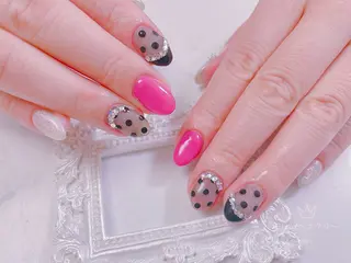 ネイル ネイルサロンエクラ 🫧Shizukaのネイルデザイン