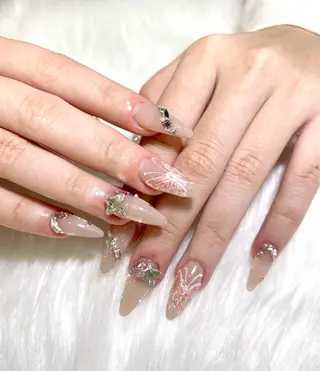ネイル FLY Nail Salonのネイルデザイン