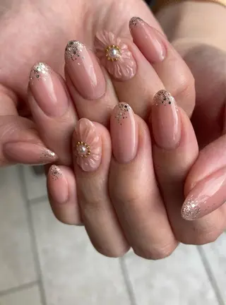 ネイル Nest 平出のネイルデザイン