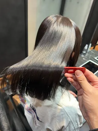 カラー newi TATSUのヘアスタイル