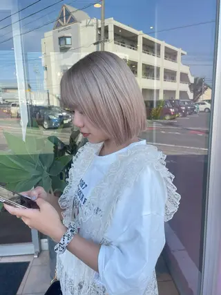 ショート カラー ひなた 艶カラー/渋谷のヘアスタイル