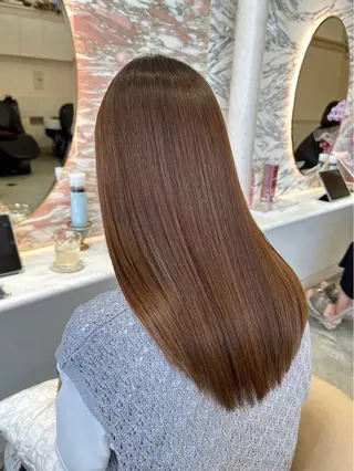 セミロング カラー 佐京春奈/縮毛矯正 髪質改善/美髪カラーのヘアスタイル